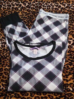 Victoria's Secret 2 Piece Pajama Set XL